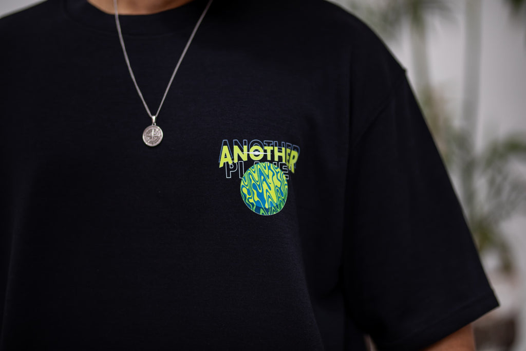 PLANET Black Oversized Tee